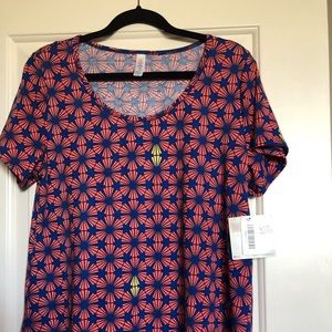 LuLaRoe size large classic T